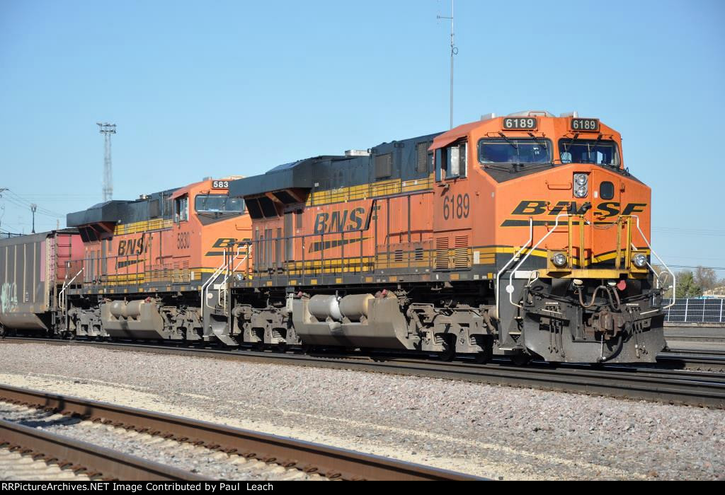 Empty coal train rolls east towards the Willmar Line